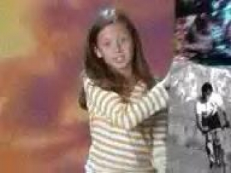 Photos de Mackenzie Rosman - VERB commercial - 6